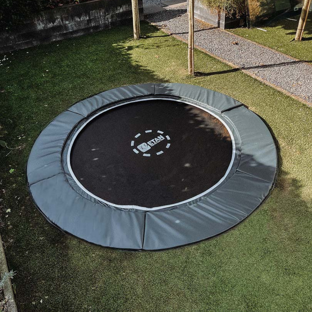 Découvrez maintenant la bonne taille de trampoline pour votre jardin